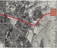 Anexo 8: Vía de acceso a Usme en 1954. ( Actual carretera al Llano en rojo, donde se evidencia que dicha vía permite la construcción a sus alrededores y el rápido crecimiento). Se evidencia como la infraestructura vial consolidada permite que se abran las posibilidades de creciemiento. Pero no lo es todo a la hora de la consolidación de la ciudad debido a que en el caso de Usme se convierte en una lugar de habitacion desconectado de la ciudad. Tomado de: Atlas Histórico de Bogotá, Plano de 1954.